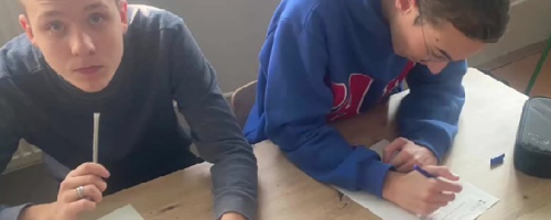Zajęcia projektowe „Chemia metodą eksperymentu” dla uczniów klas VII–VIII.